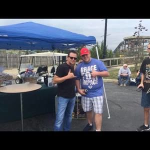 Meet your Posher, Adam